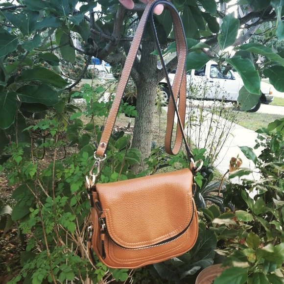 NZ crossbody leather bag - Picture 5 of 8